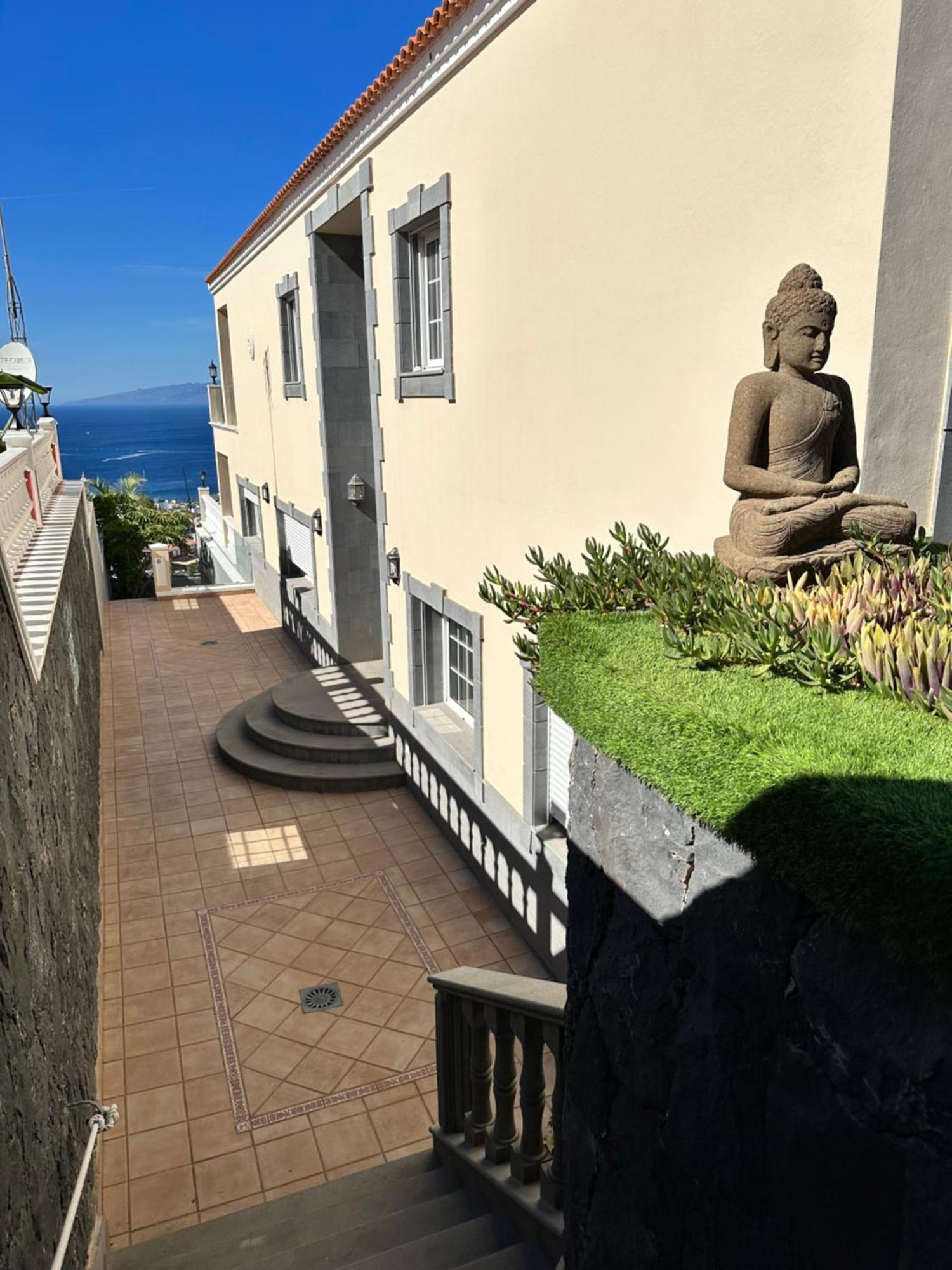 Boutique Villa Leicht & Friends Costa Adeje  Exterior photo